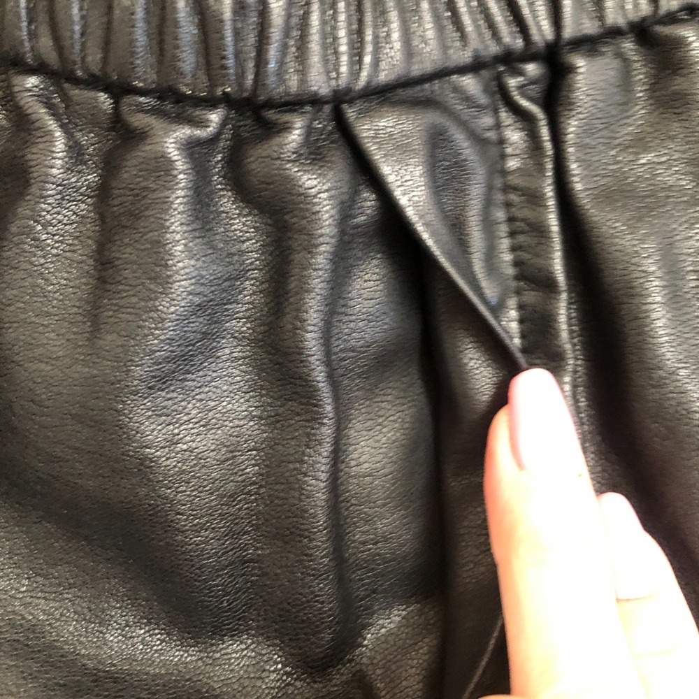 Black Faux Leather Pull on Sexy Whimsigoth Short Shorts Rocker Gothic Sz XS - Picture 5 of 10